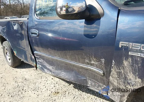 2002 Ford F-150 Xl/Xlt z USA, uszkodzony, nr VIN 2FTRF17W32CB01017